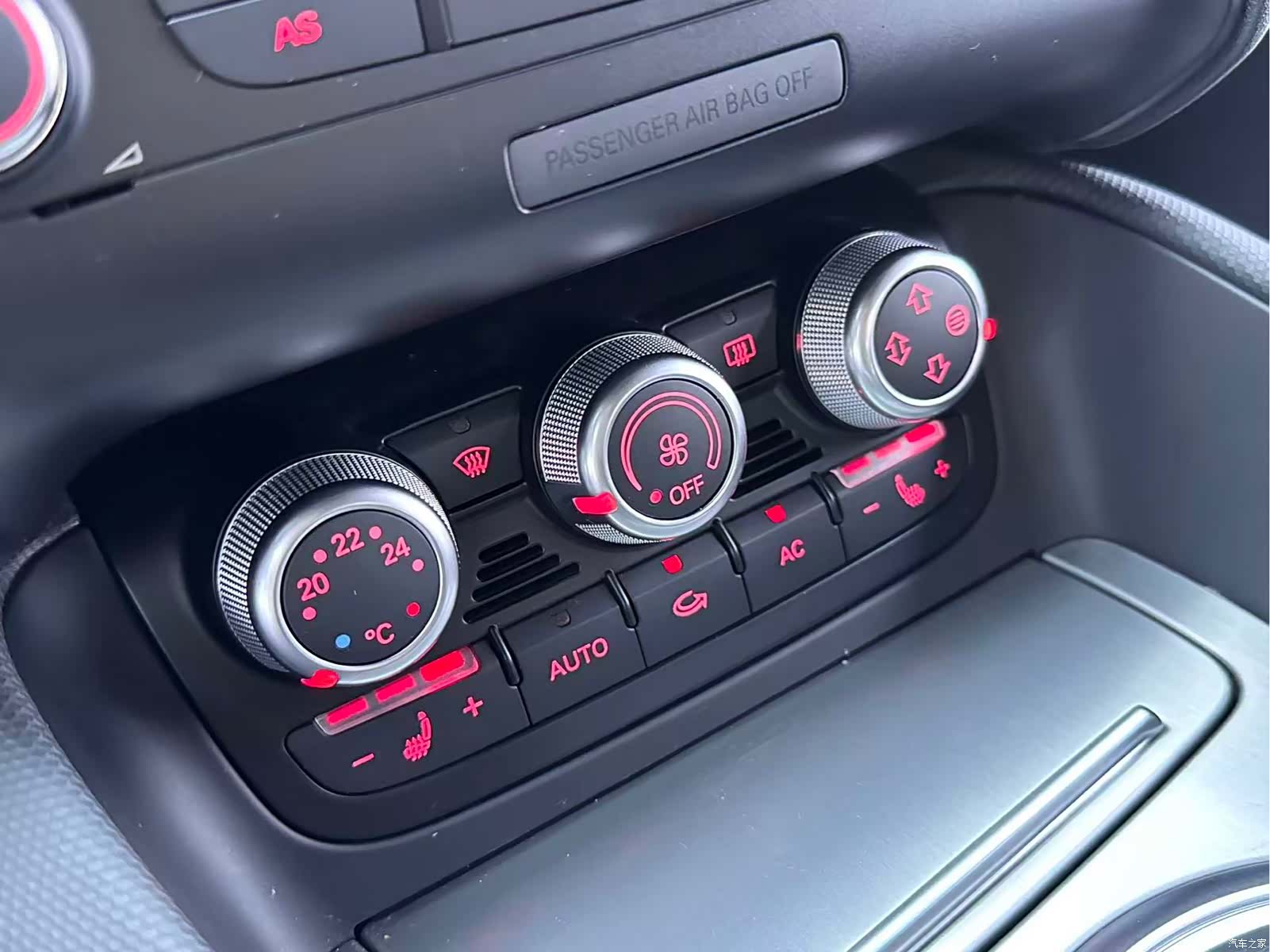 Audi TT, 2012 15