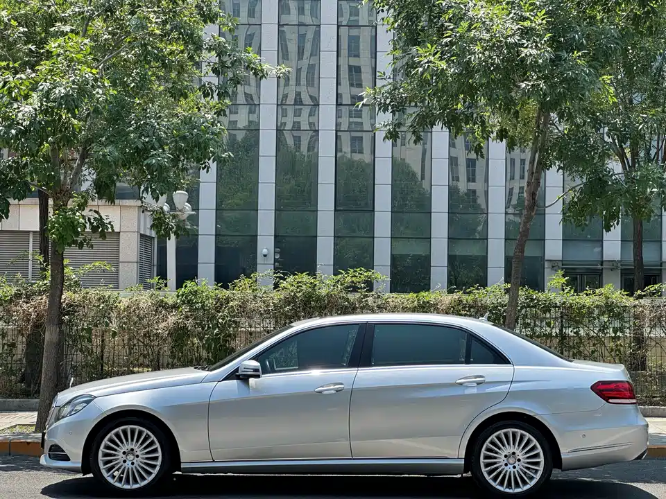 Mercedes-Benz E-class Mercedes-Benz E-class