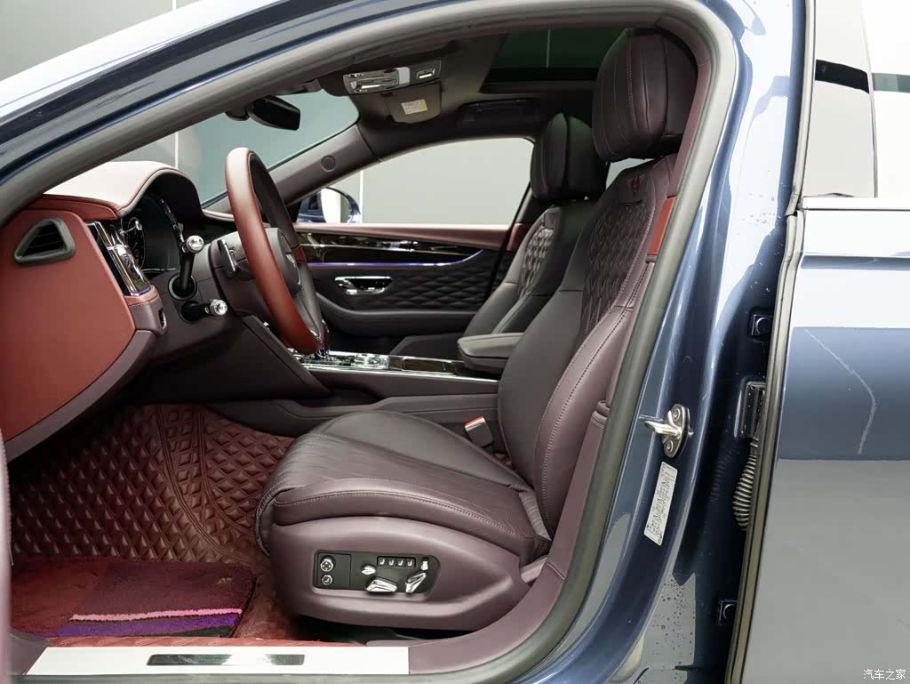 Bentley Flying Spur, 2020 11