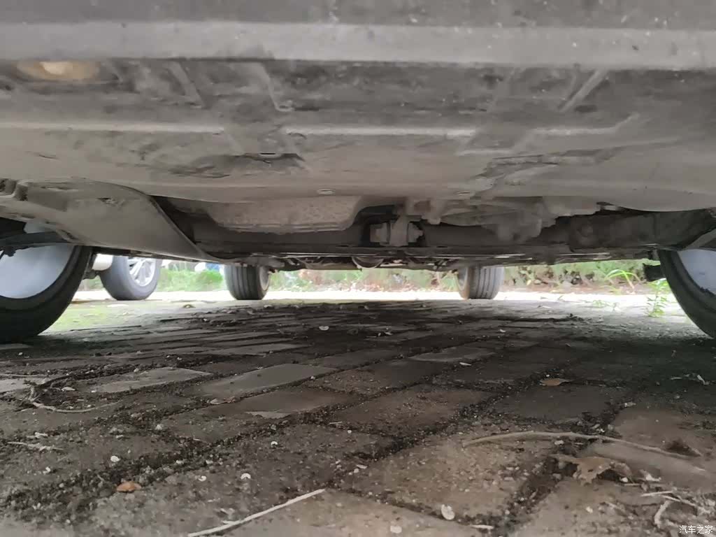 Geely Emgrand, 2018 24