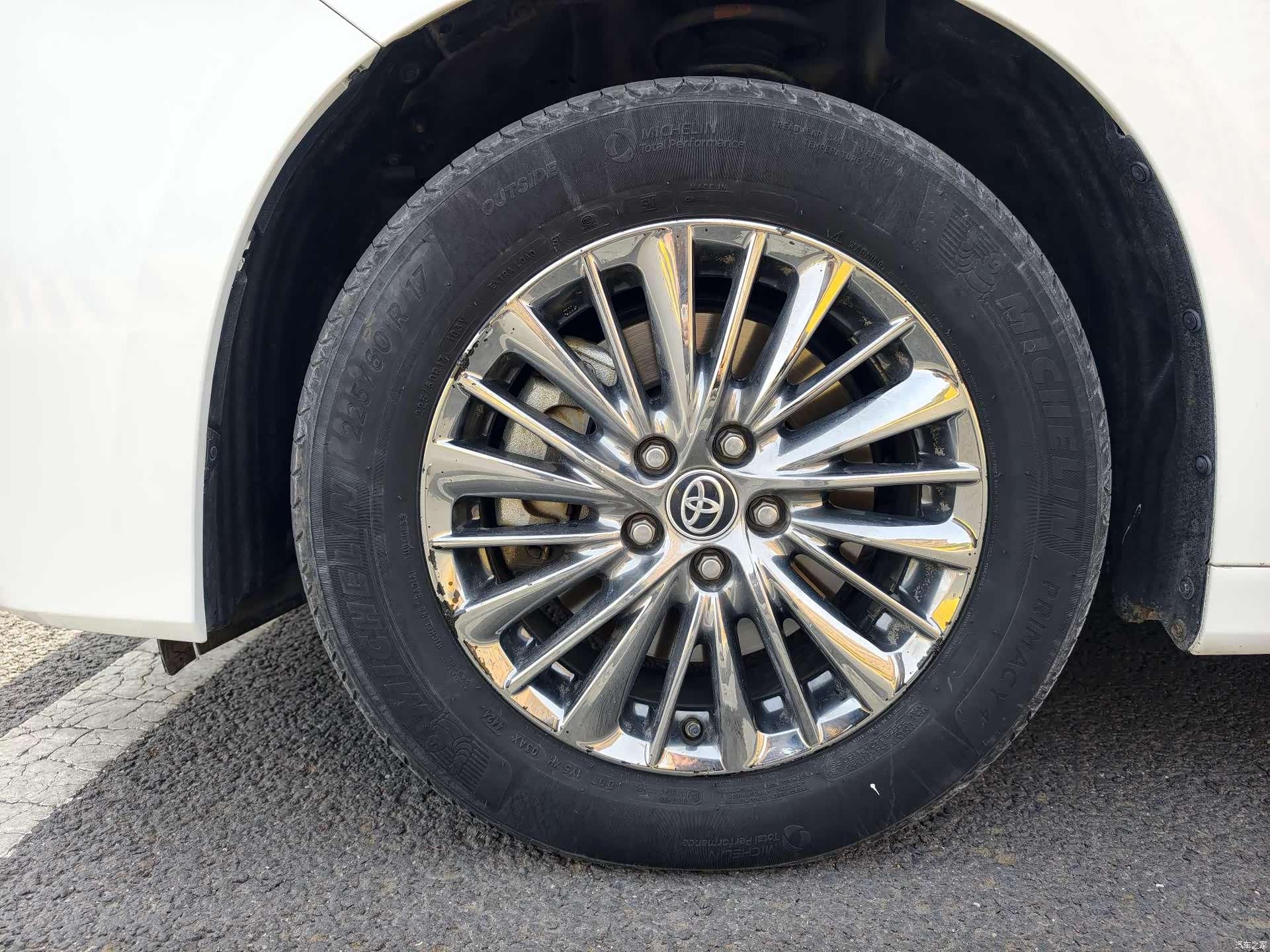Toyota Alphard, 2021 30