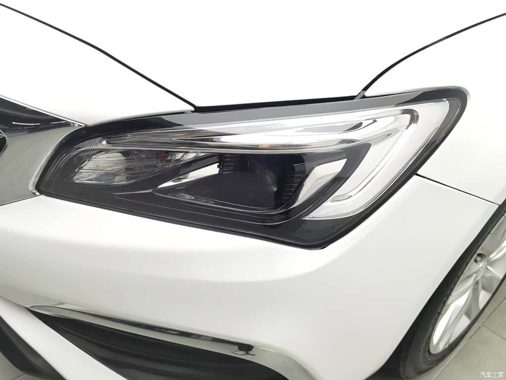 Buick Verano, 2019 7