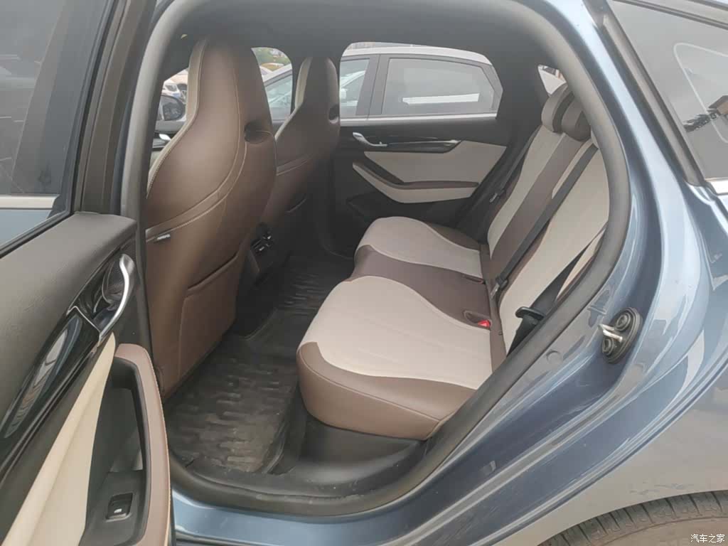 BYD Qin, 2024 10