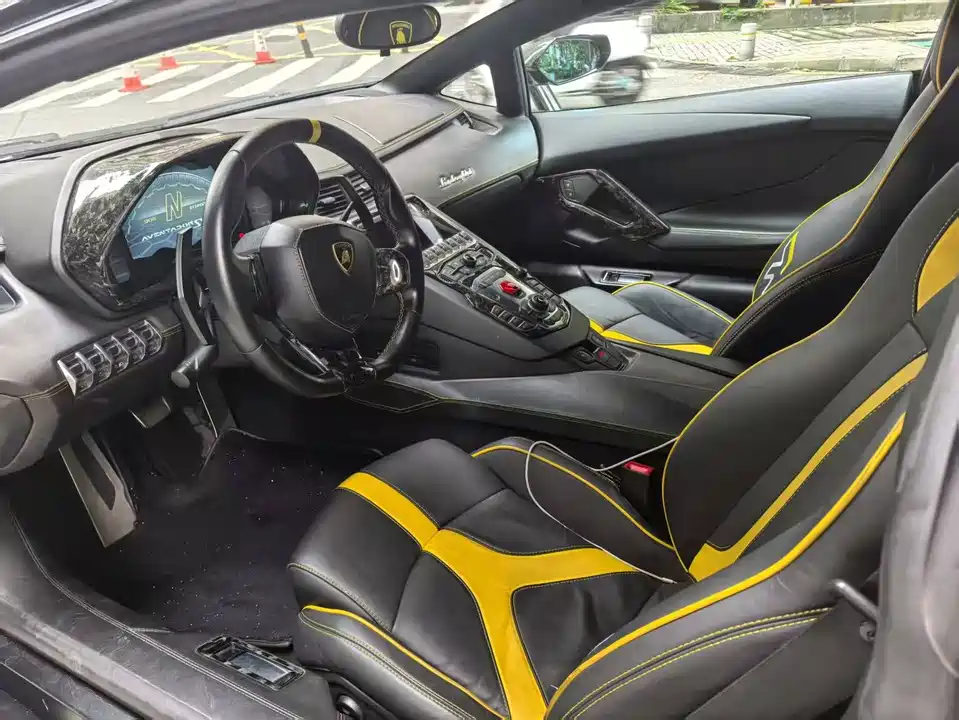Lamborghini Aventador Lamborghini Aventador