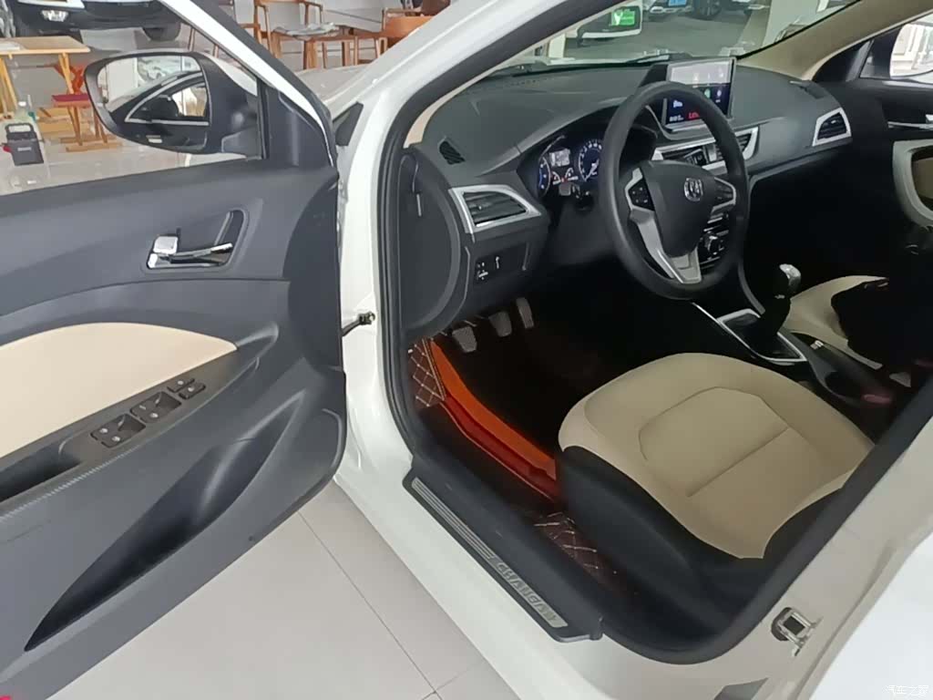 Changan V7, 2017 16