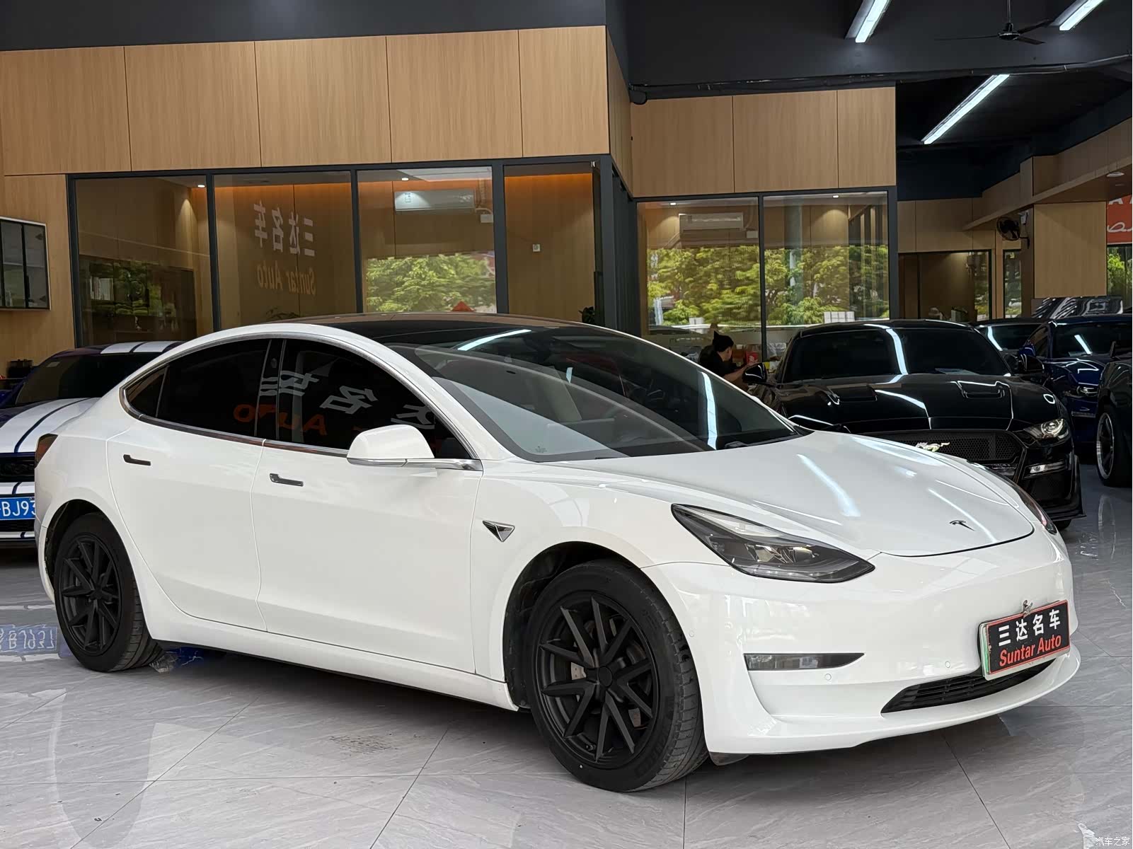 Tesla Model 3, 2020 3