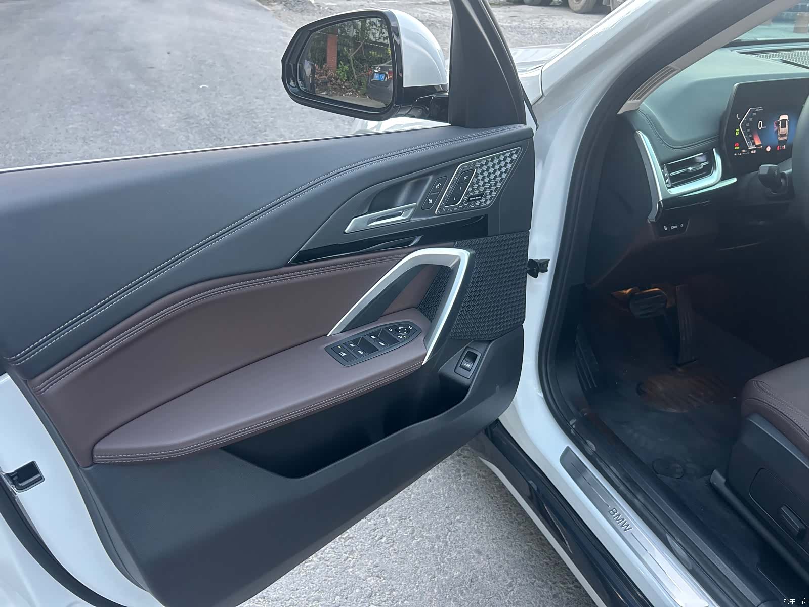 BMW iX1, 2024 10