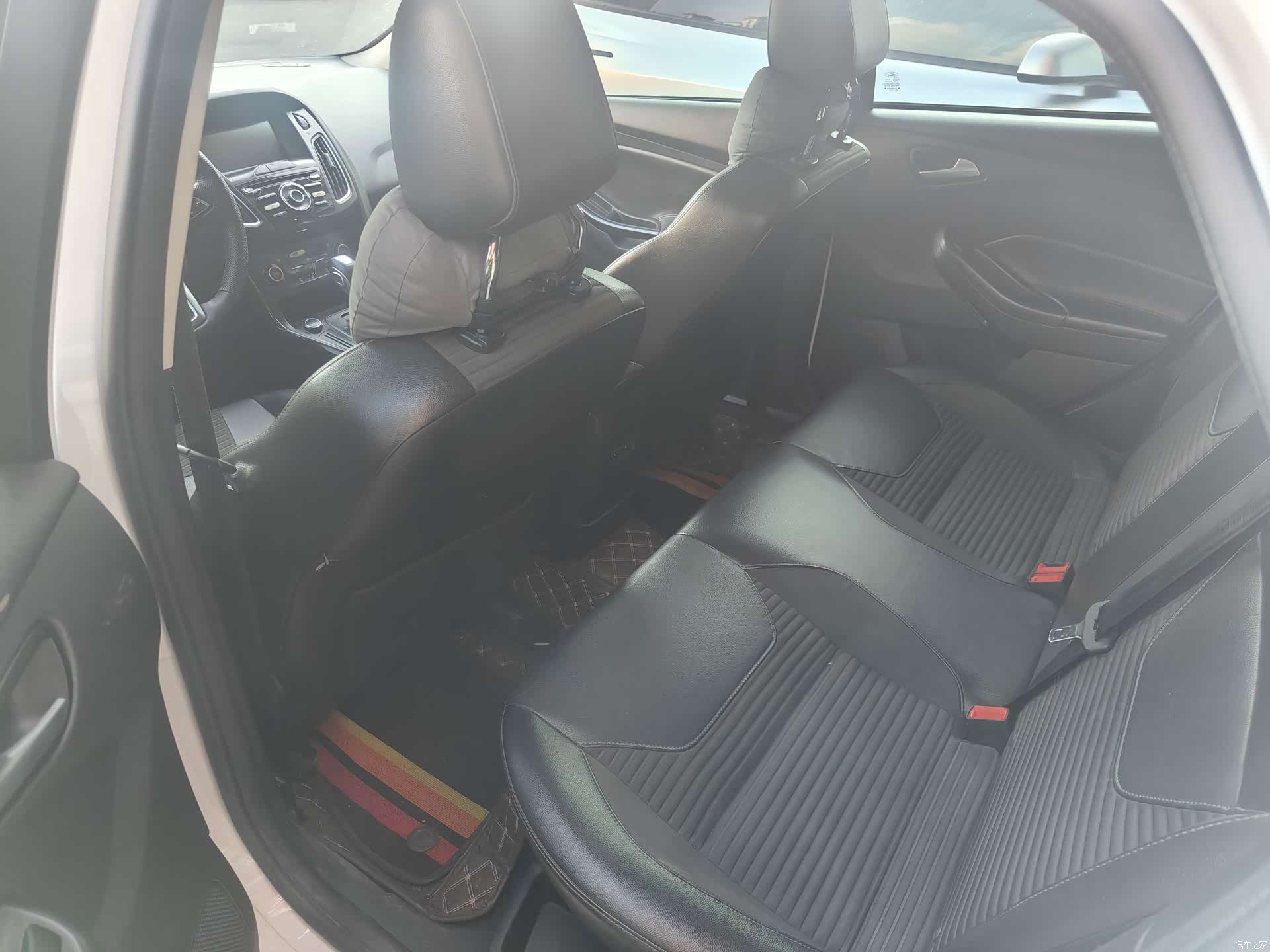 Ford Focus, 2017 9