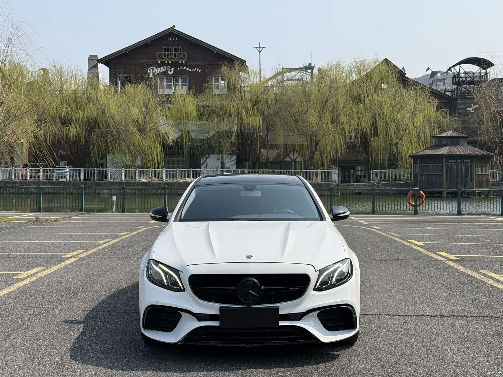Mercedes-Benz E-Class, 2018 2