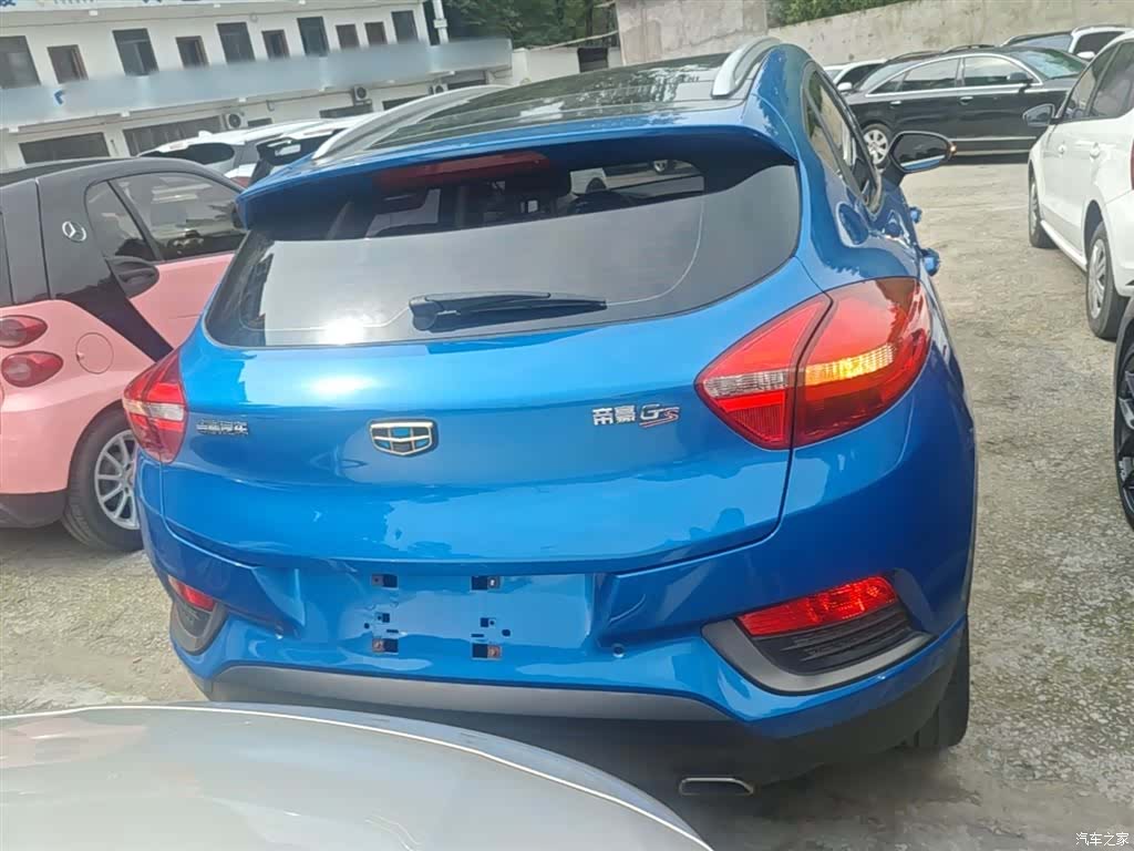 Geely Emgrand, 2016 6