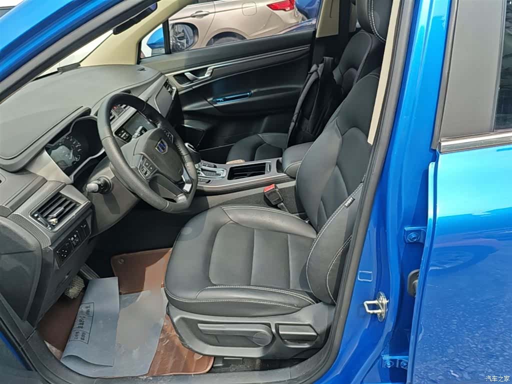 Geely Emgrand, 2016 15