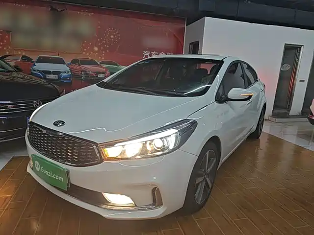 Kia K3 2018 — купить из Китая под заказ
