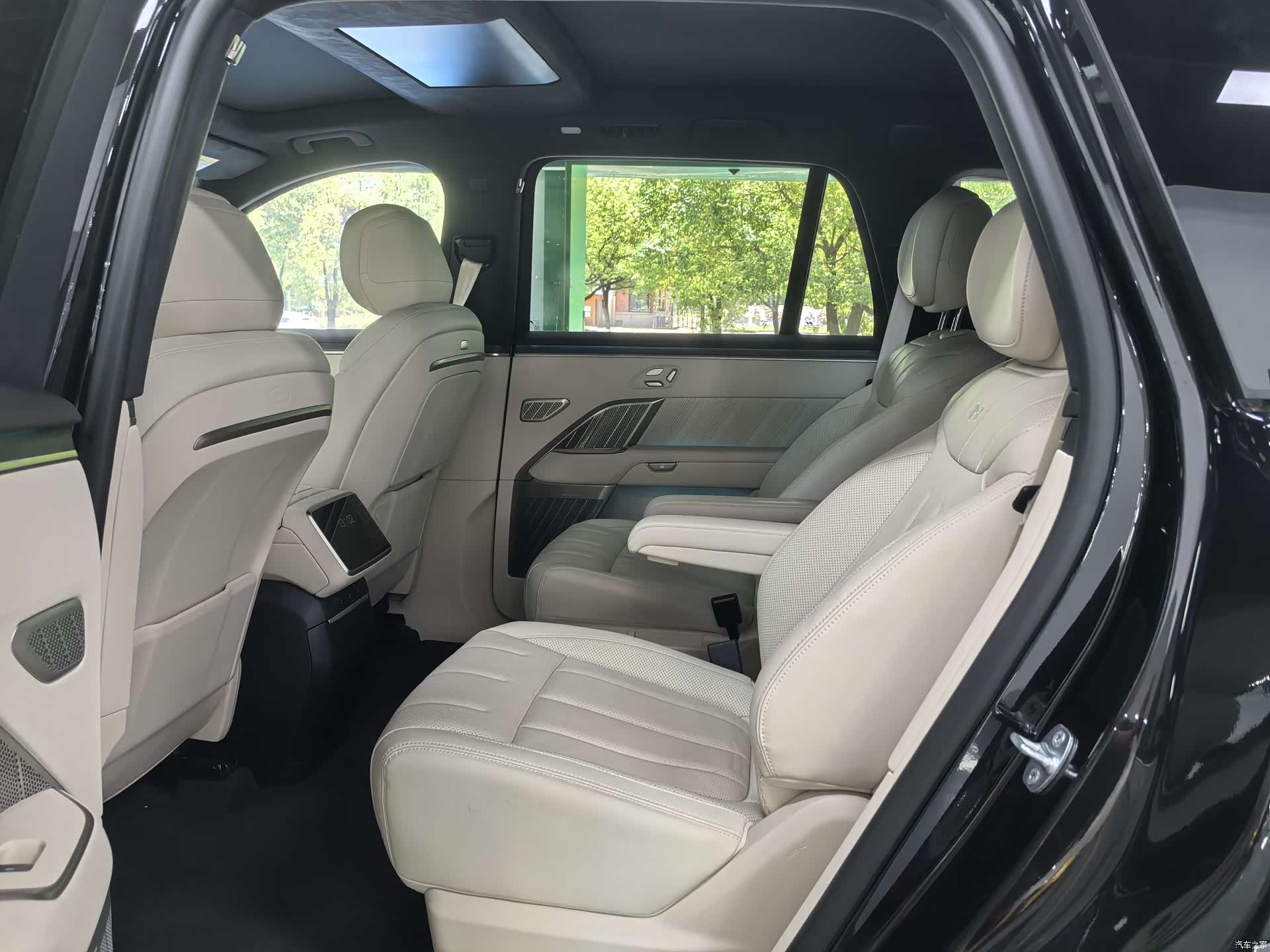 NIO L90, 2025 9