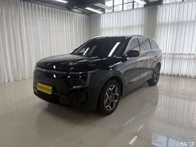 Jetour L7, 2026 1