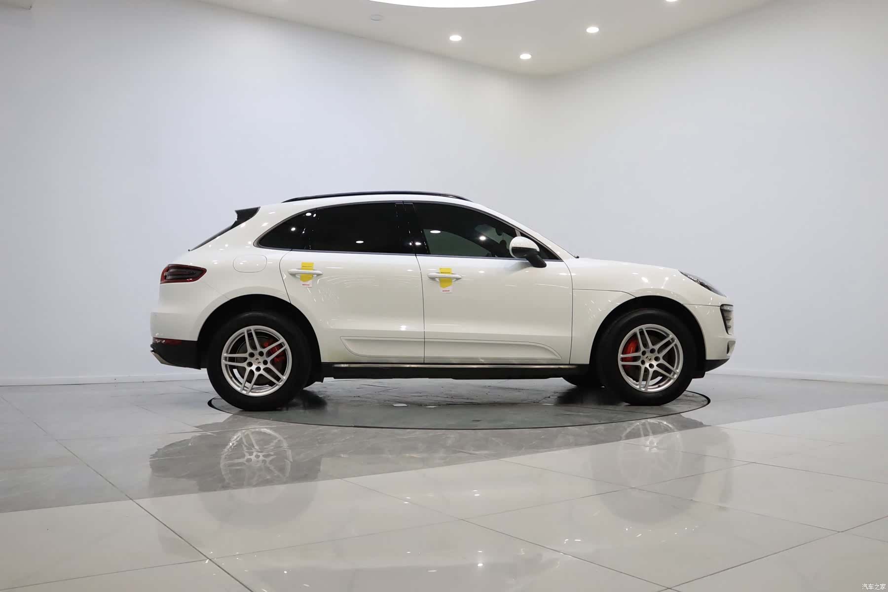 Porsche Macan, 2016 все фото