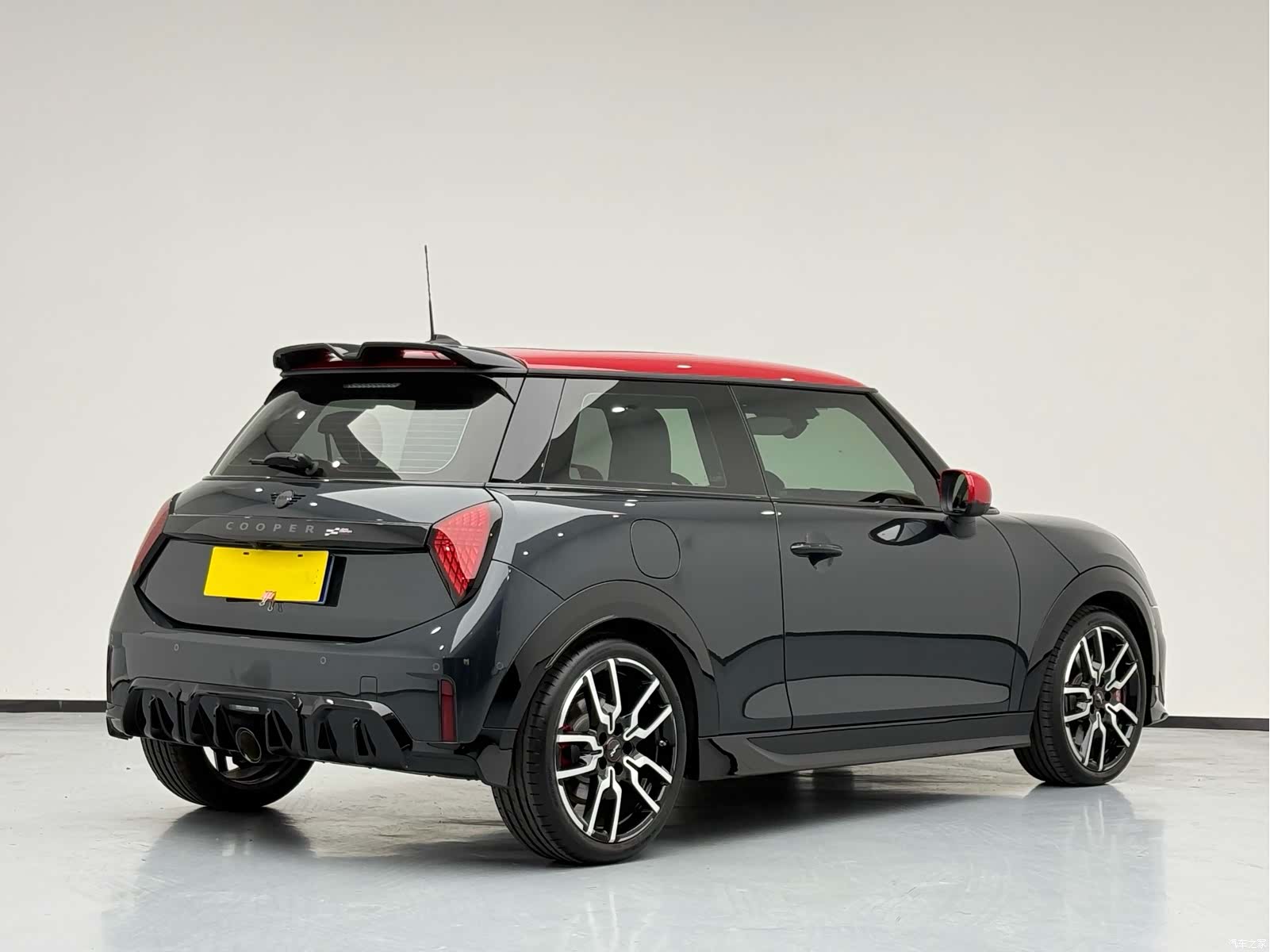 Mini Cooper, 2025 6