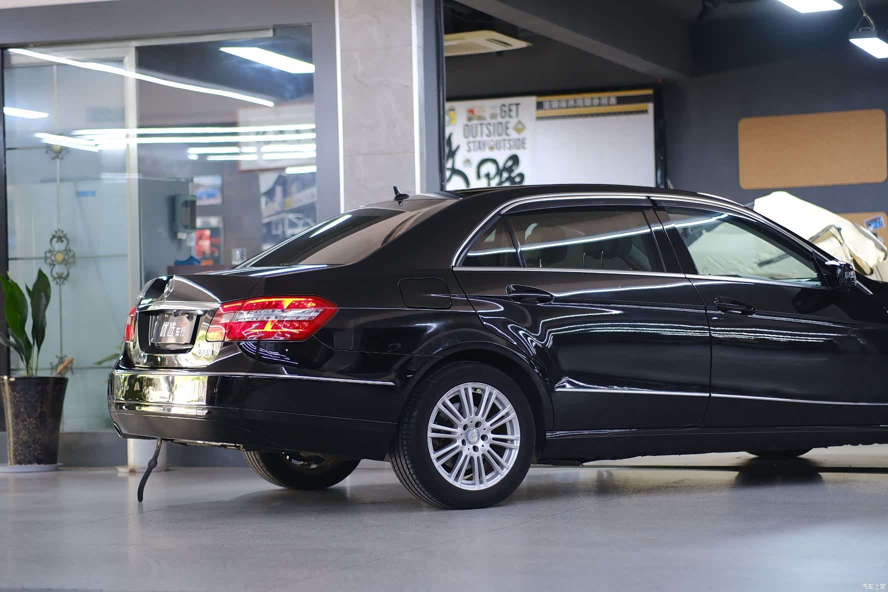 Mercedes-Benz E-Class, 2012 6