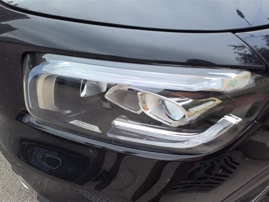 Mercedes-Benz GLB Mercedes-Benz GLB