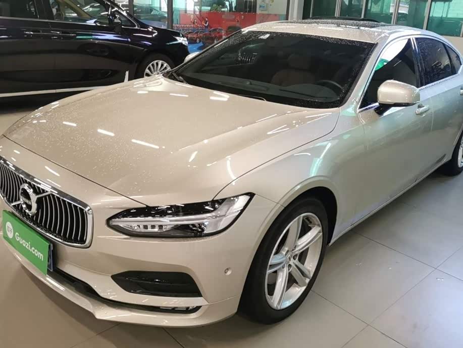 Volvo S90 Volvo S90