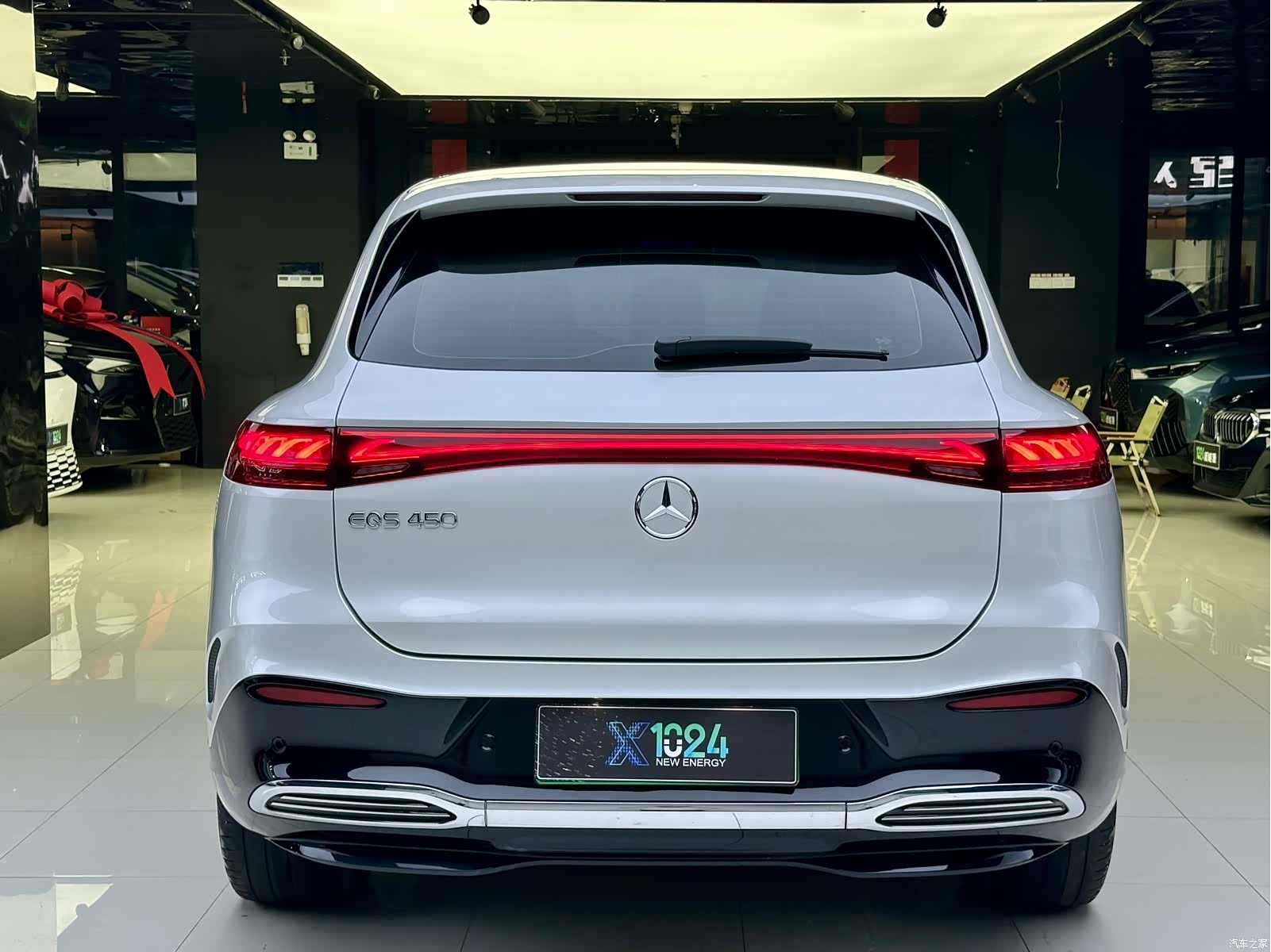 Mercedes-Benz EQS, 2023 все фото