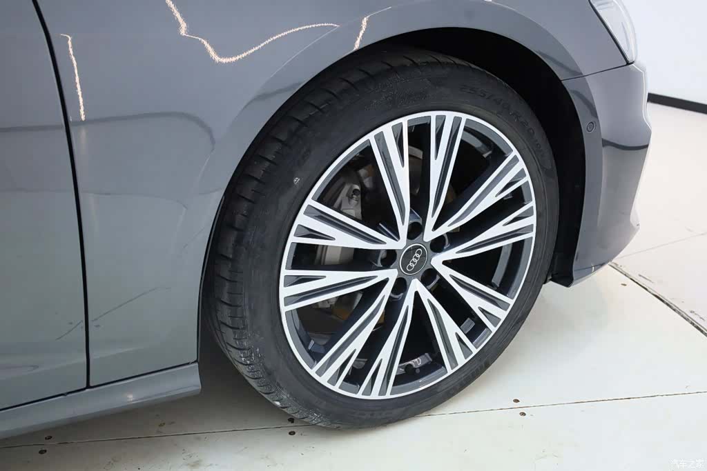 Audi A6L, 2022 10