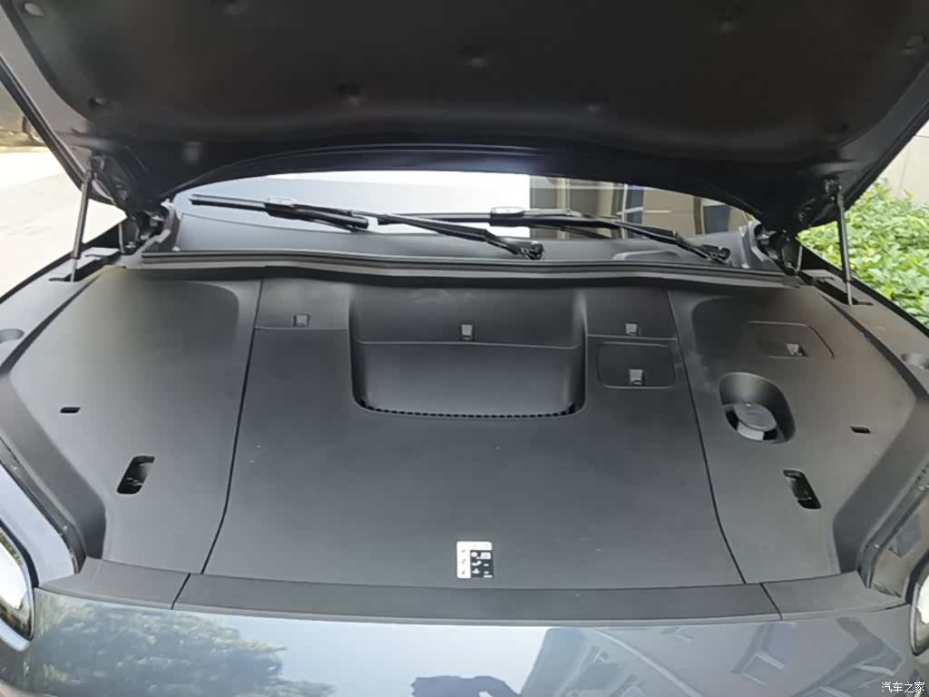 NIO ES6, 2025 16
