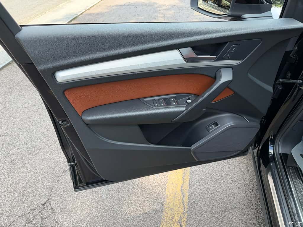 Audi Q5L, 2019 6
