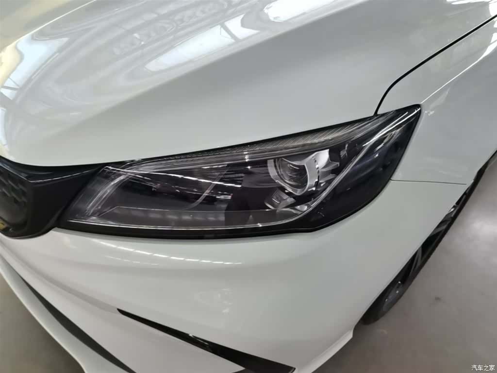 Geely Binray, 2021 24