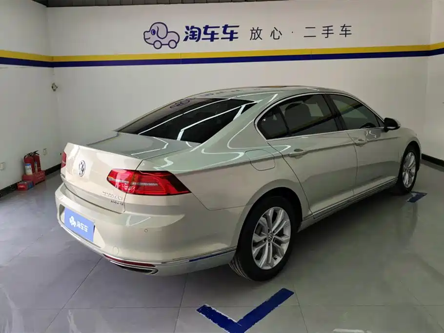 Volkswagen Magotan