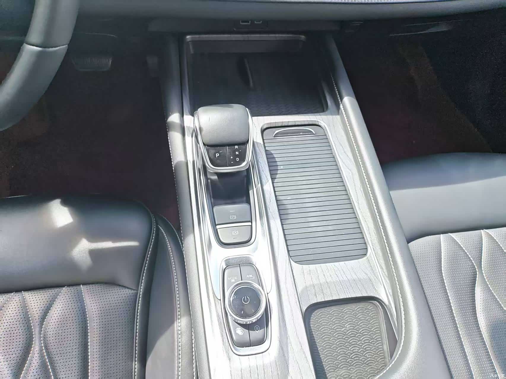 Chery Arrizo 8, 2022 7