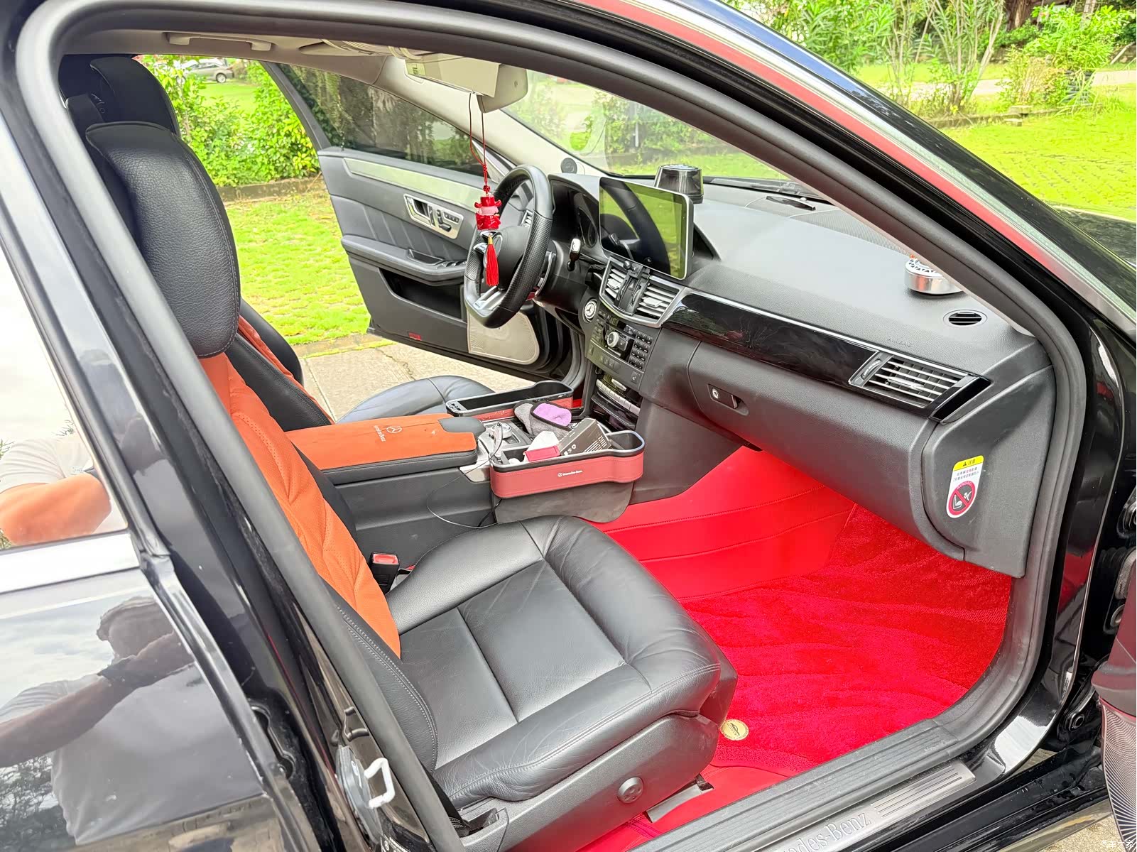 Mercedes-Benz E-Class, 2011 10