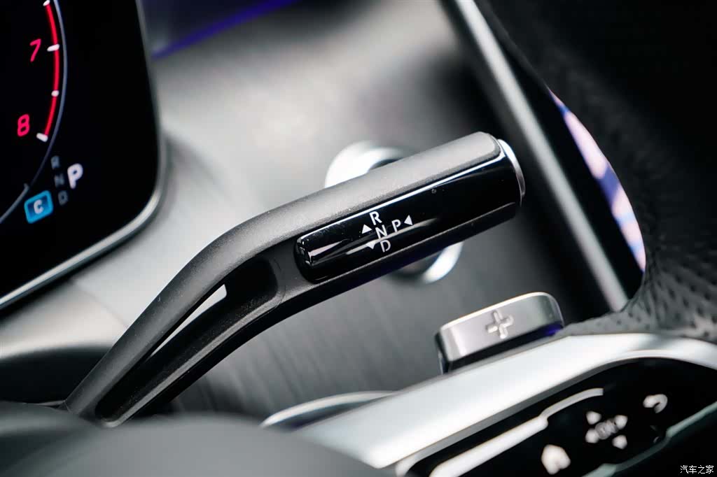 Mercedes-Benz C-Class, 2023 19