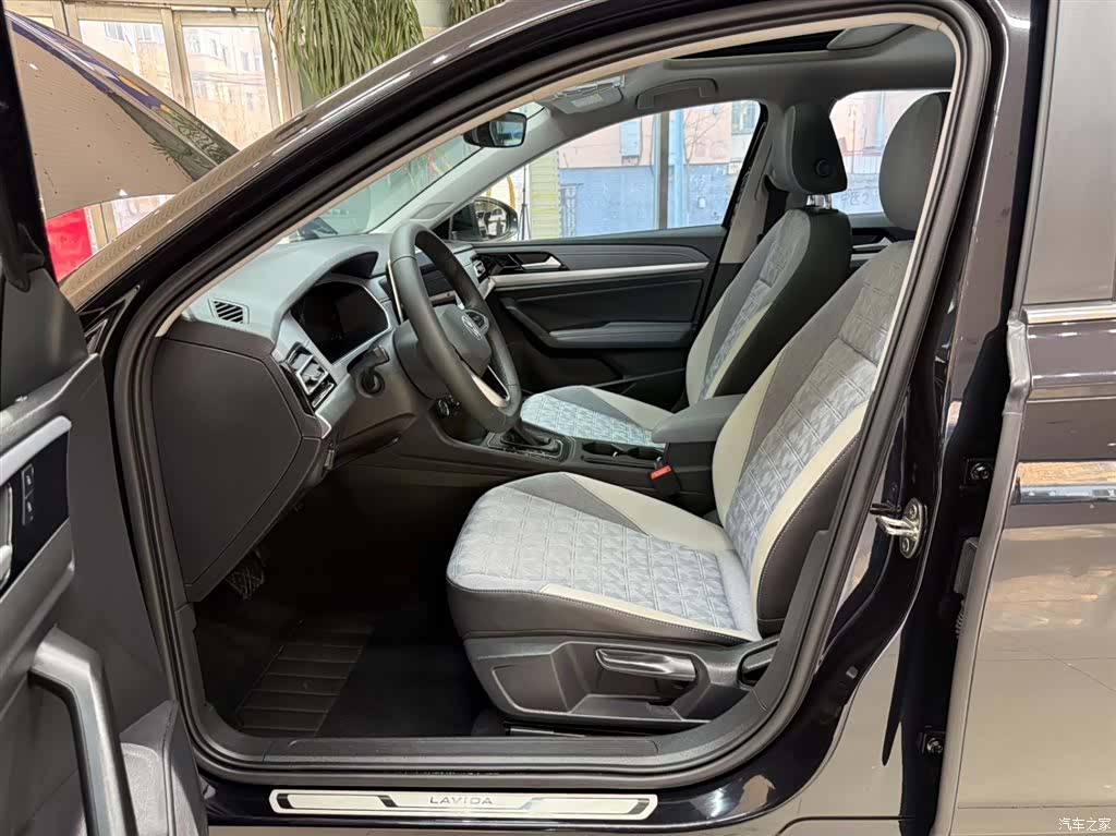 Volkswagen Lavida, 2023 16