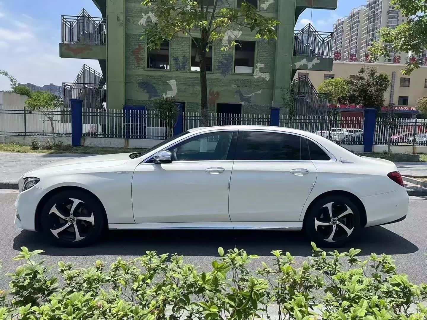 Mercedes-Benz E-Class, 2018 4