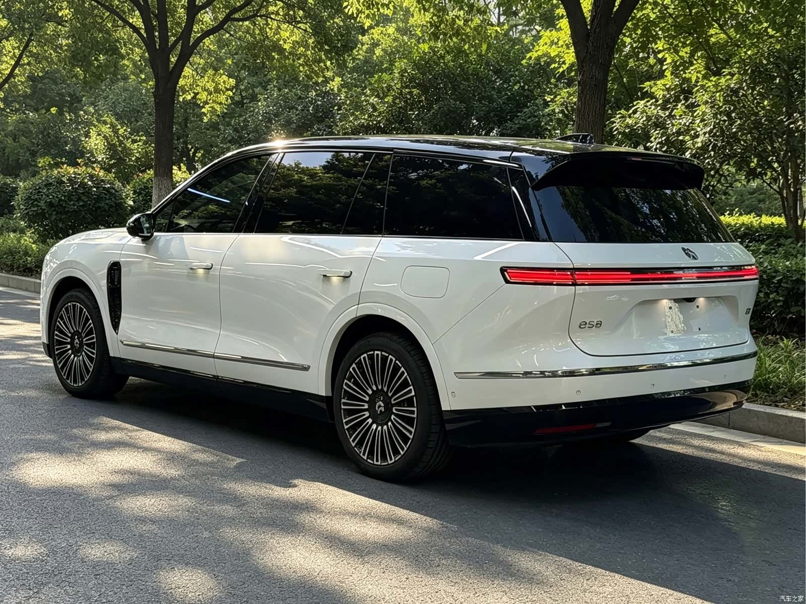 NIO ES8, 2026 17