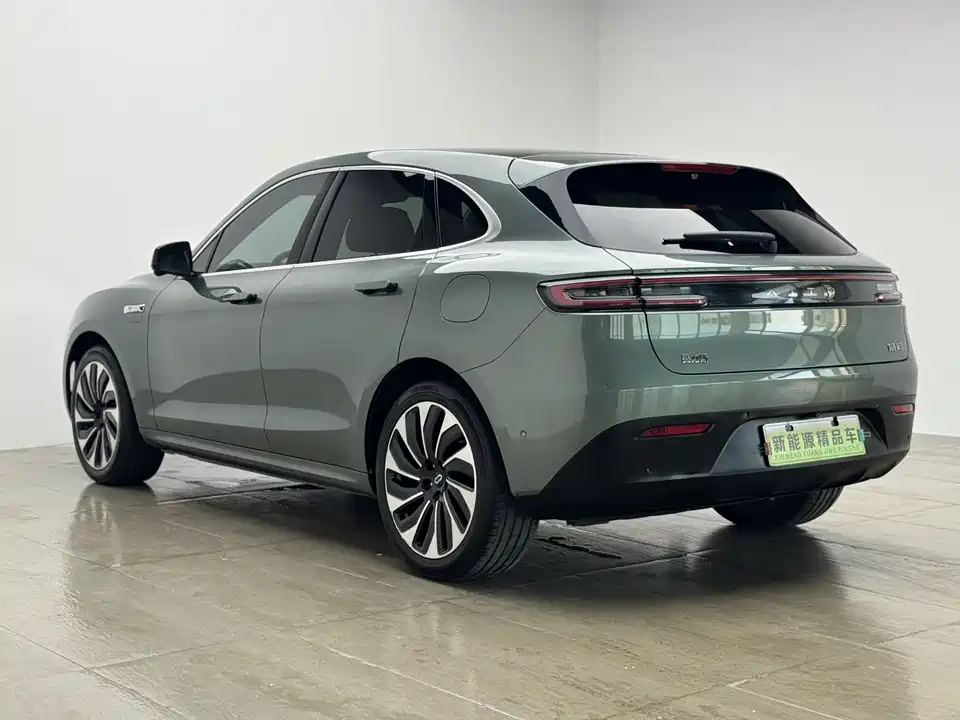 AITO Ask the world M5