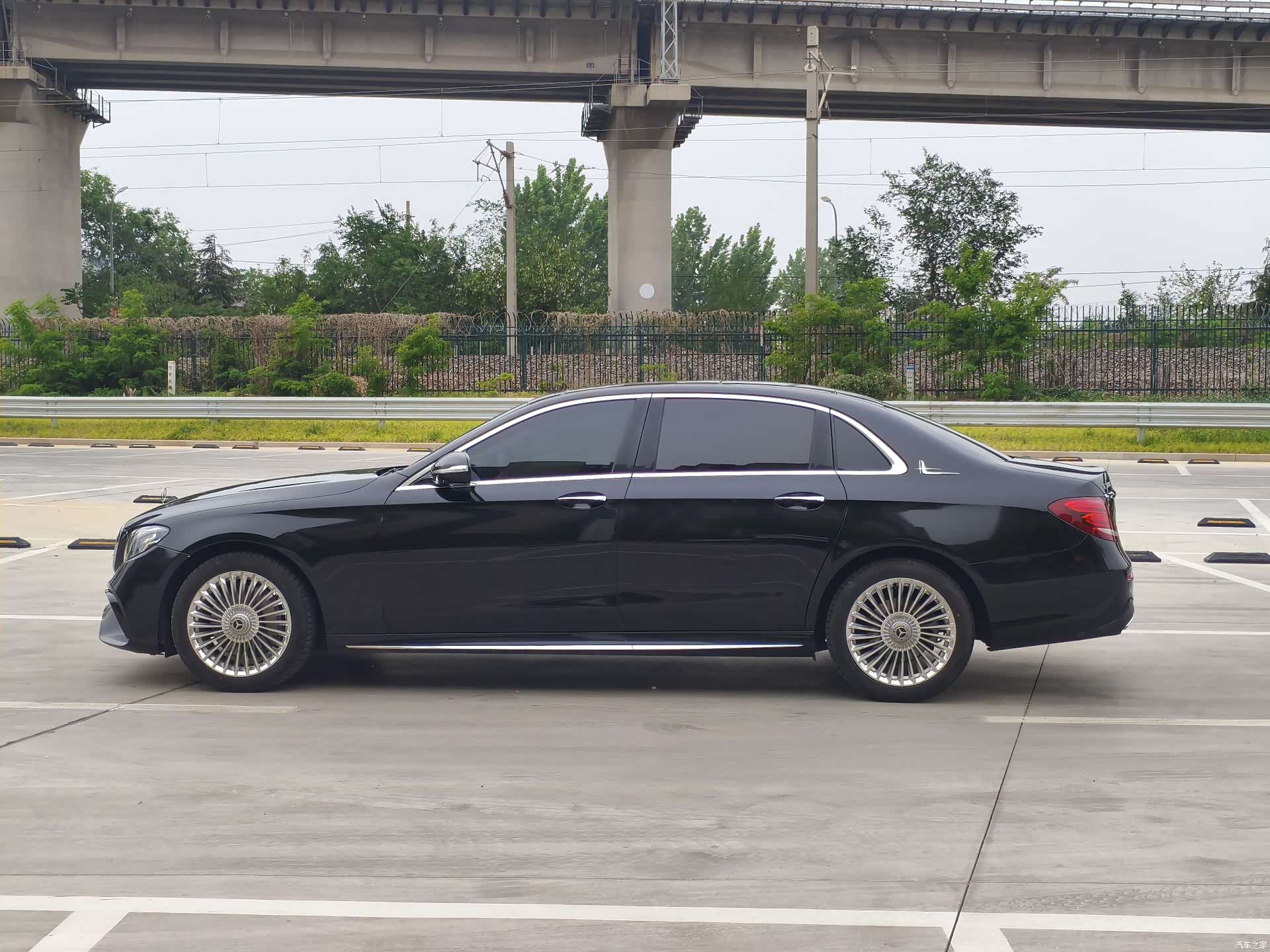 Mercedes-Benz E-Class, 2019 7