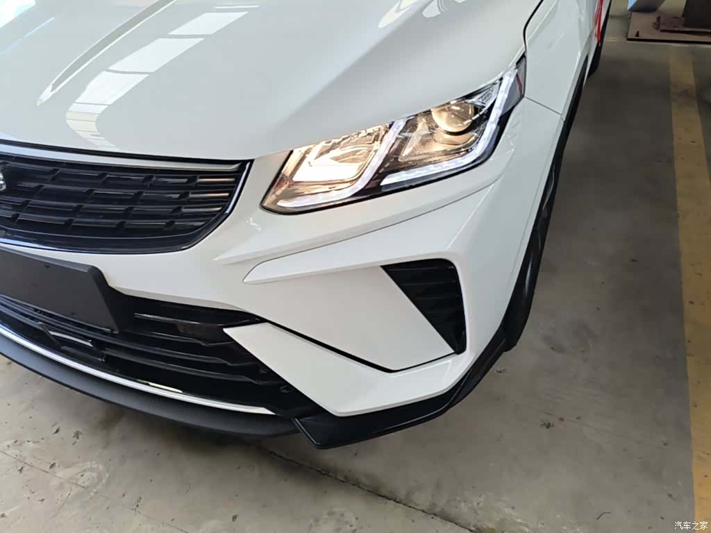 Geely Coolray, 2026 24