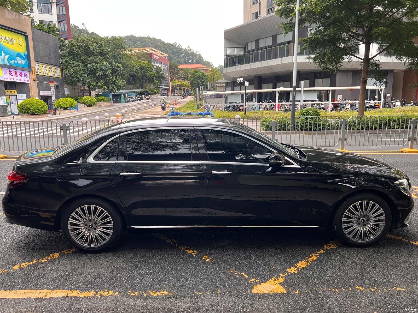 Mercedes-Benz E-Class, 2021 15