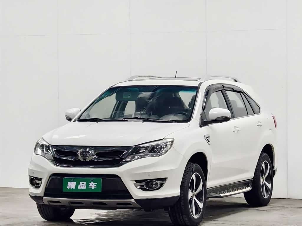 BYD S7