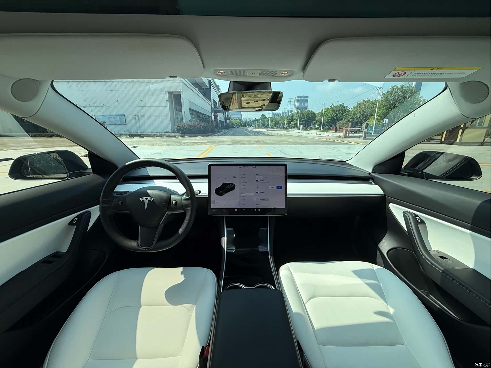 Tesla Model 3, 2019 7