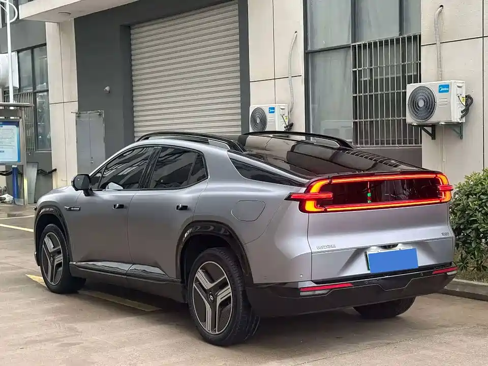 Changan E07