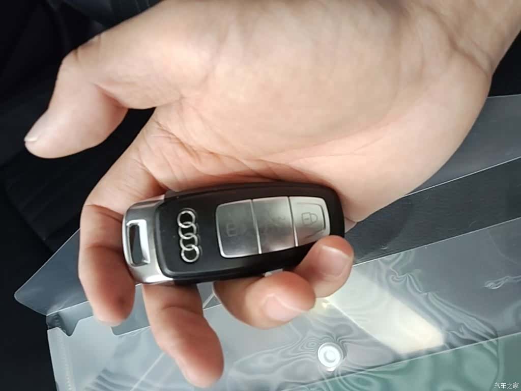 Audi A6L, 2020 9