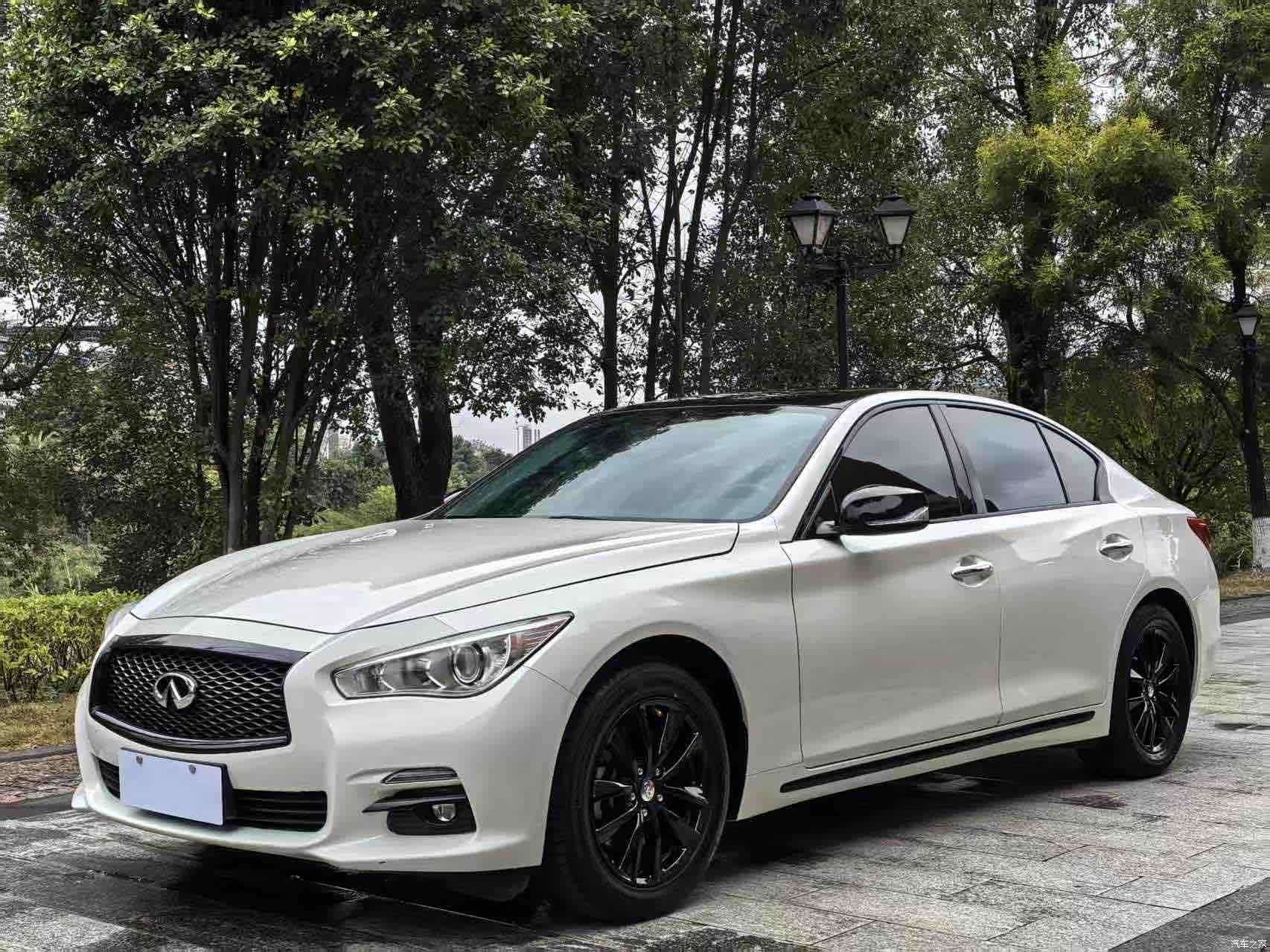 Infiniti Q50L