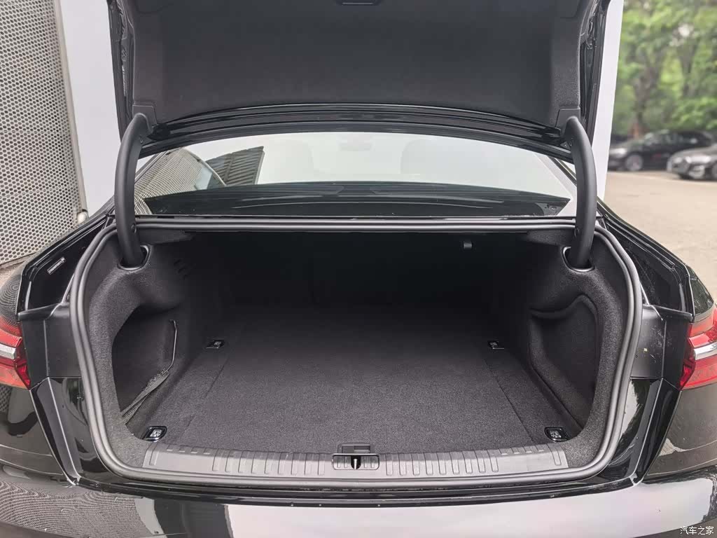 Audi A6L, 2023 10