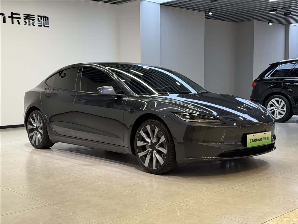 Tesla Model 3, 2024 2