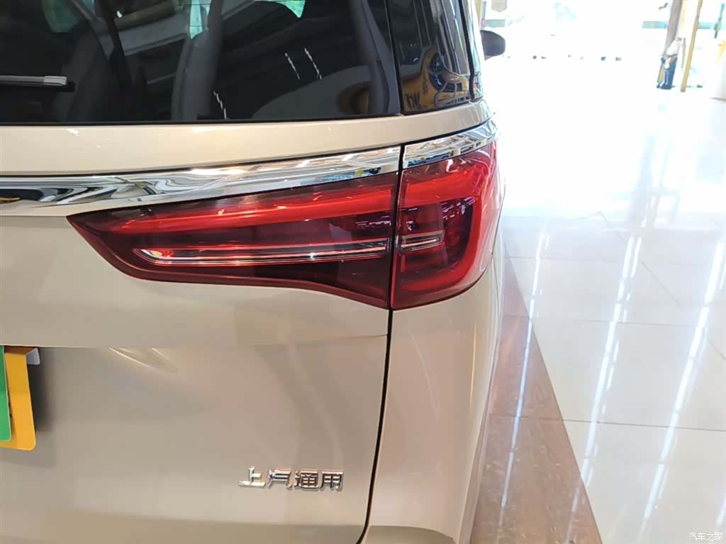 Buick GL8, 2022 8