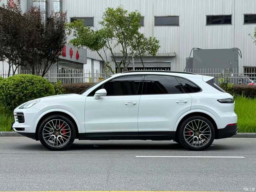 Porsche Cayenne, 2022 8