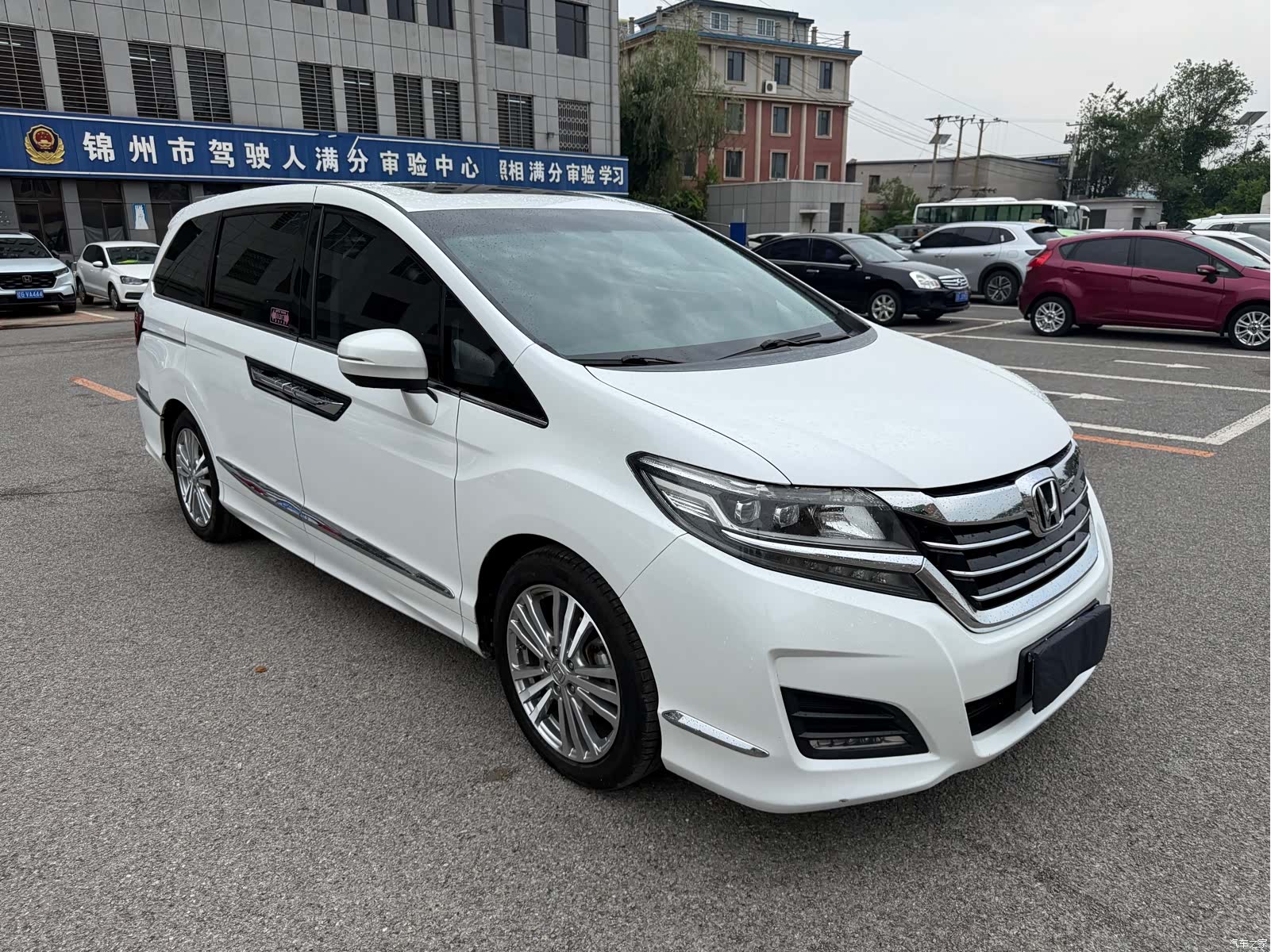Honda Elysion, 2019 3