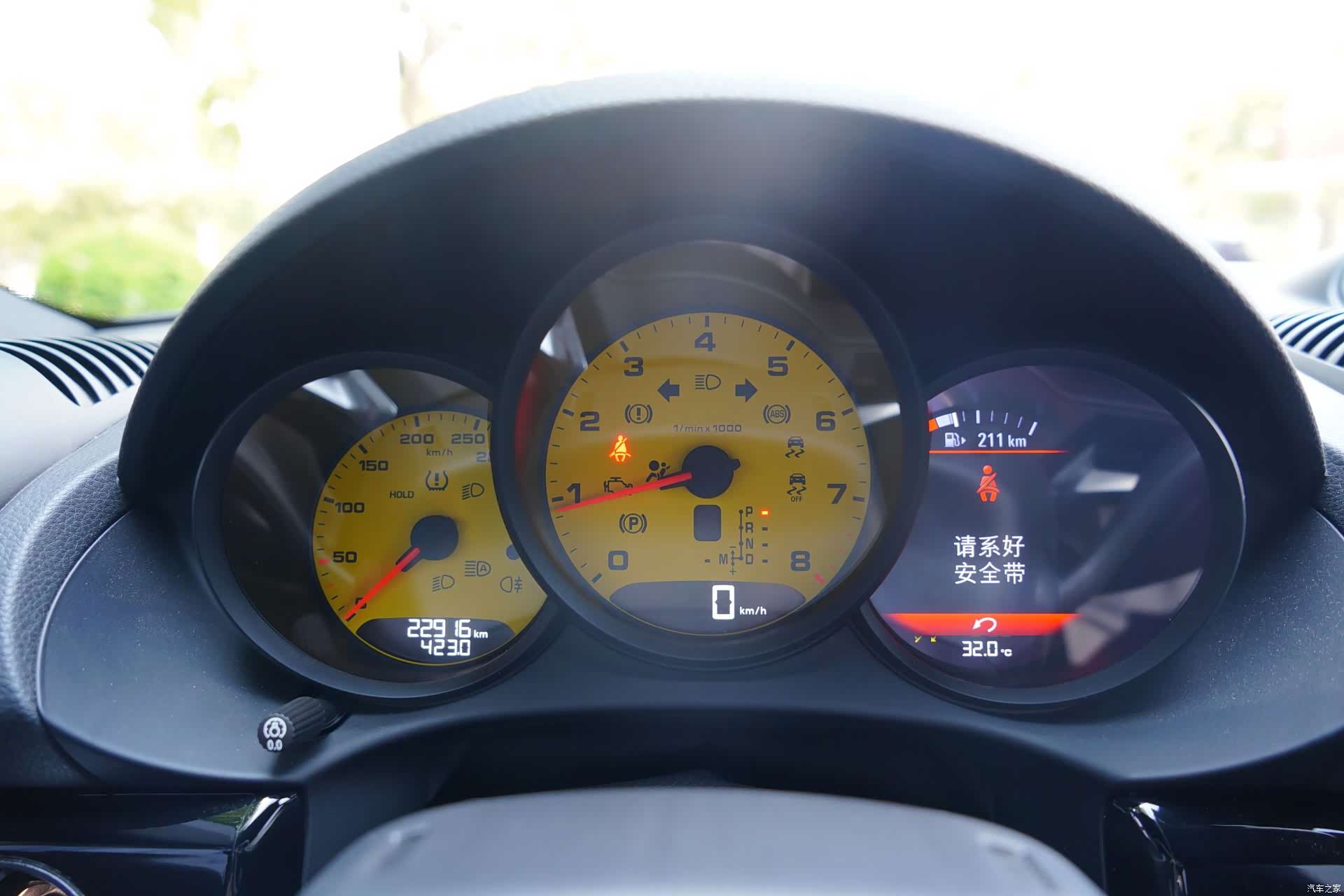 Porsche Cayman, 2022 10